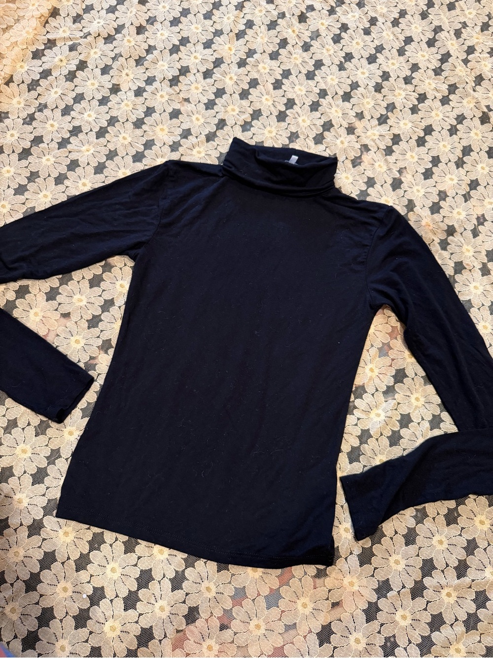 Black Turtleneck Long-Sleeve Women's Top